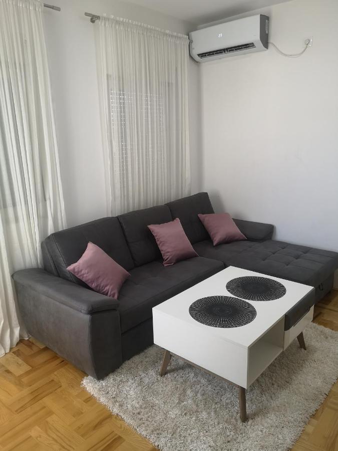 Apartament Jednosoban Stan Zoja Podgorica Zewnętrze zdjęcie